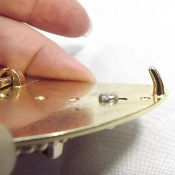 Striated Faux Stone in a Gold Tone Brassy Metal Triangular Belt Buckle - Picture 8 of 8